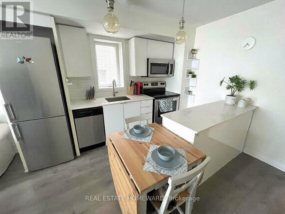 Listing photo of 2 - 183 WILLIAM DUNCAN ROAD