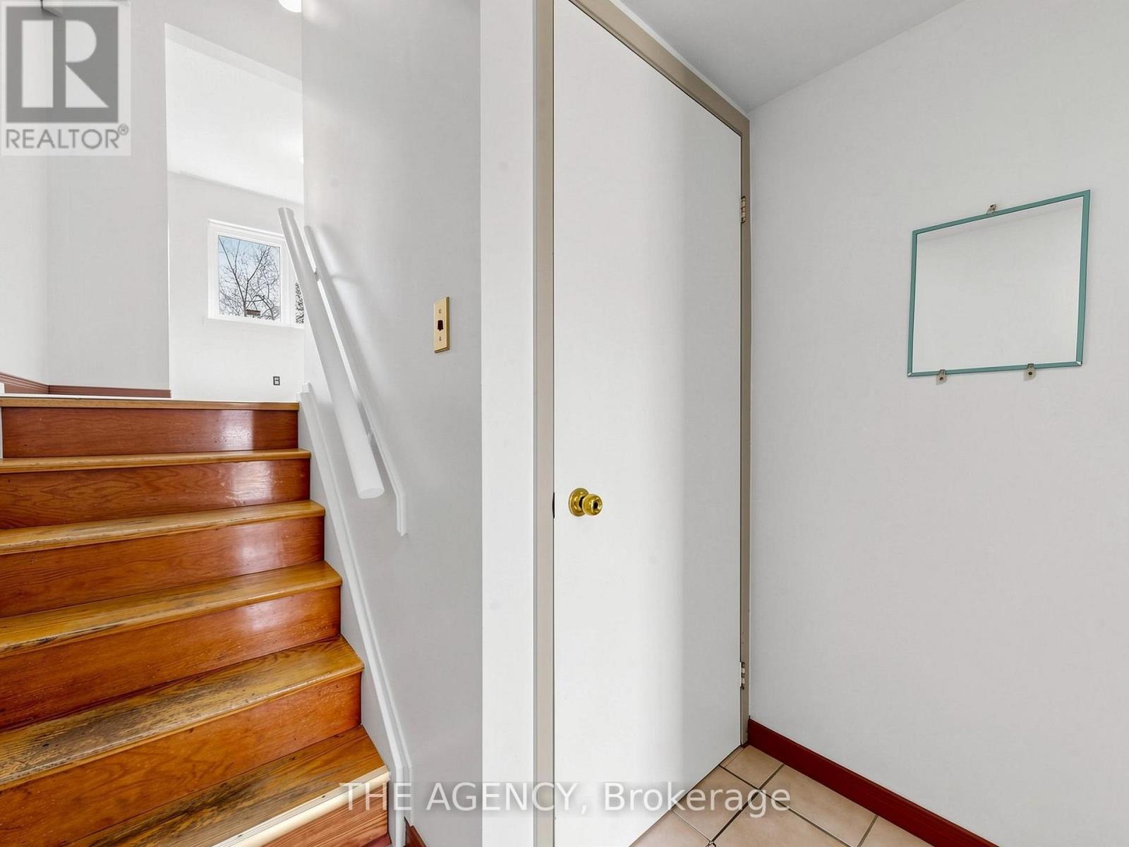 ##33 1559 ALBION ROAD - 10