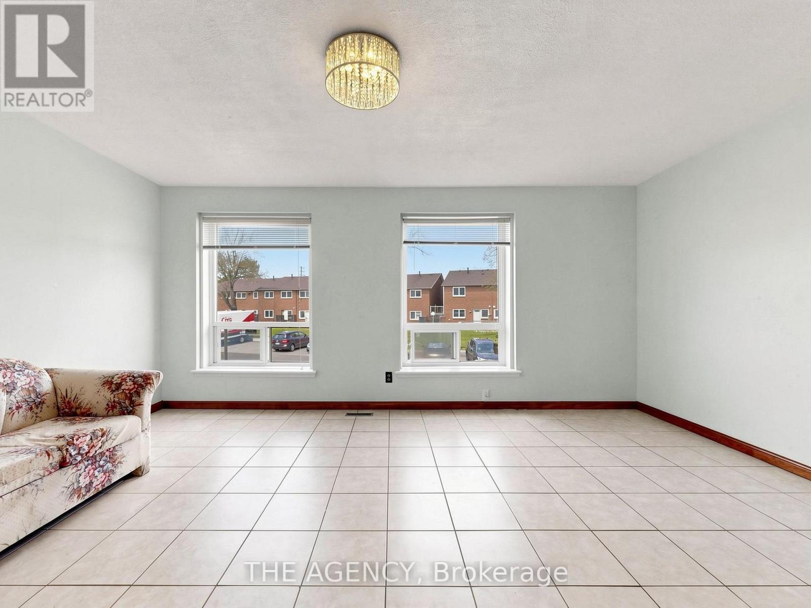 ##33 1559 ALBION ROAD - 4