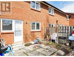 #33 - 1559 Albion Road, Toronto, ON M9V1B2 Photo 9