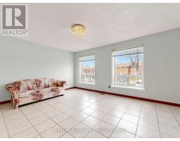 #33 - 1559 Albion Road, Toronto, ON M9V1B2 Photo 11