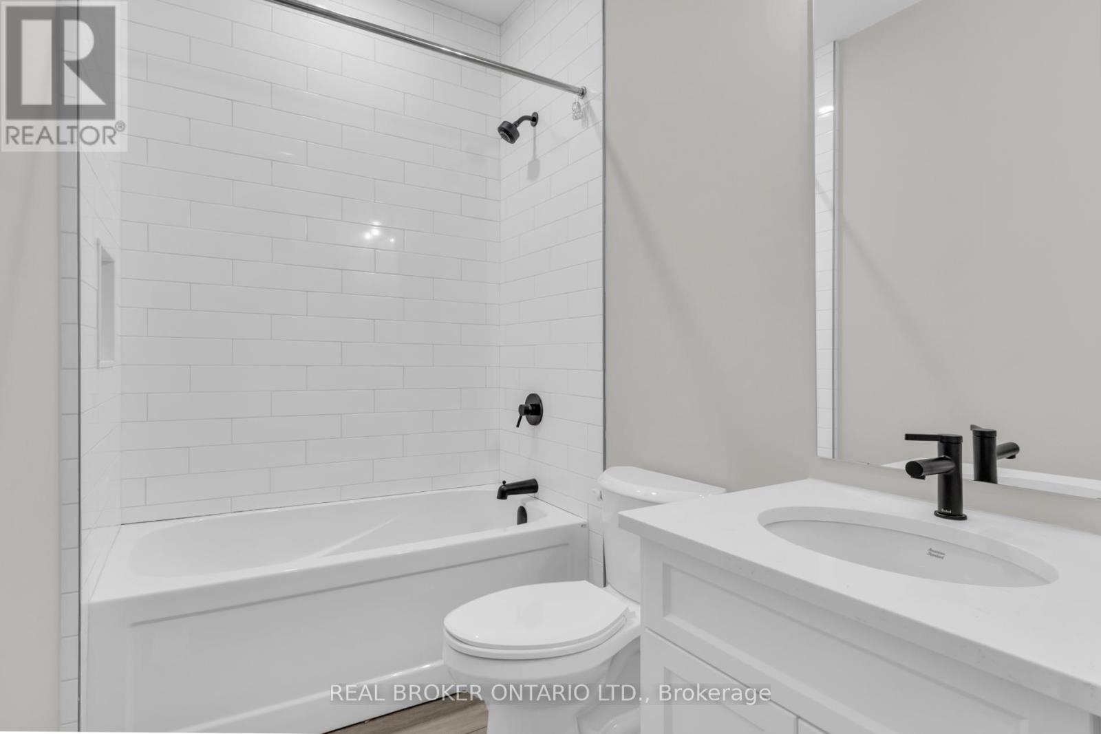 #27 29 WEYMOUTH STREET - 8