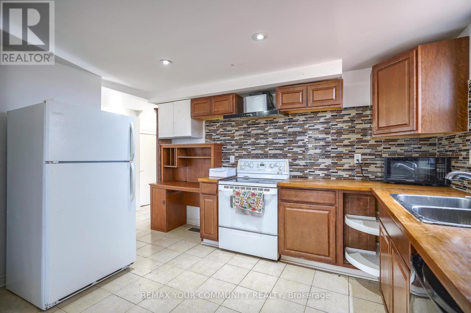 20364 ST. ANDREWS ROAD - 13