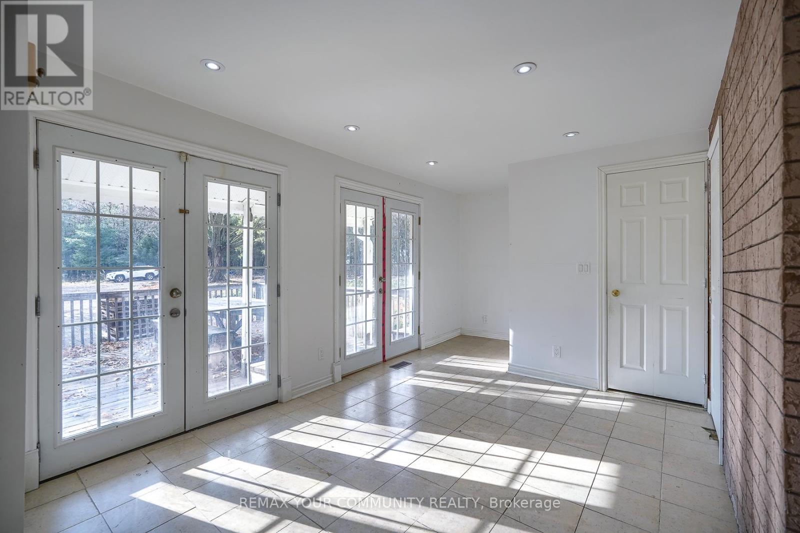 20364 ST. ANDREWS ROAD - 14