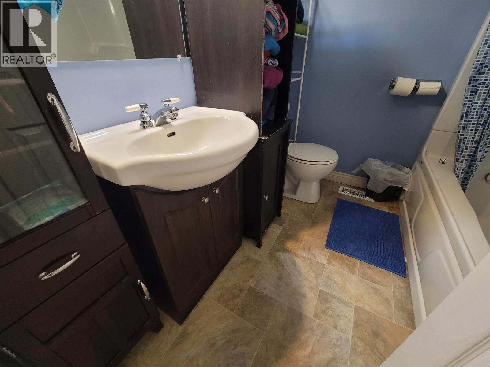 2158 GRANDVIEW DRIVE - 15