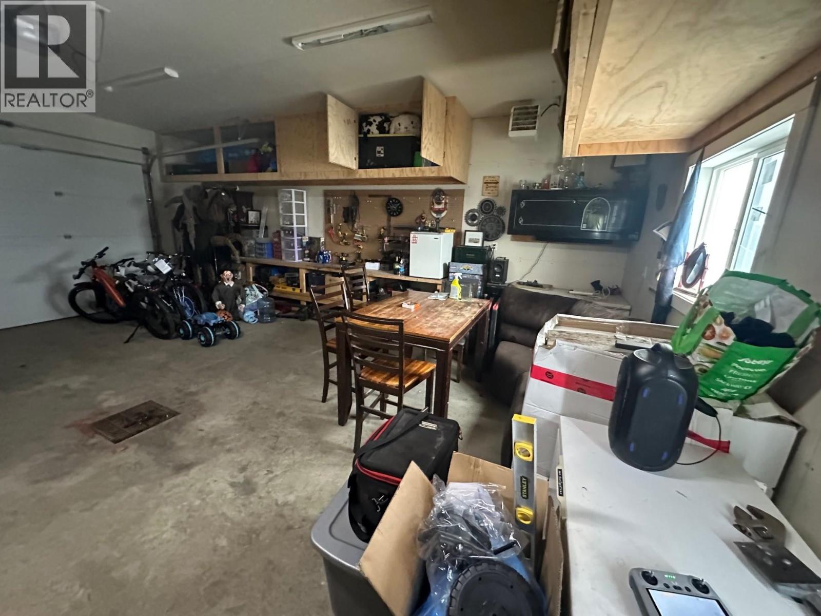 9008 102 AVENUE, Fort St. John