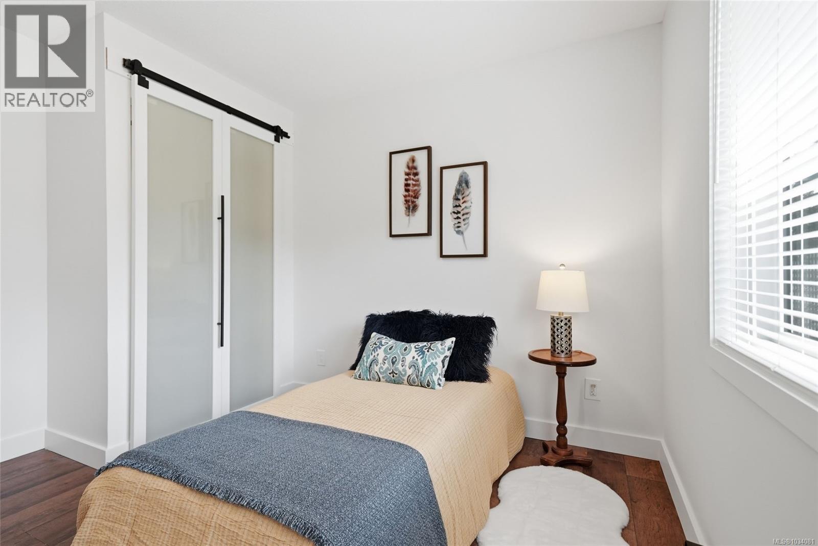 792 Bennett Rd - 33