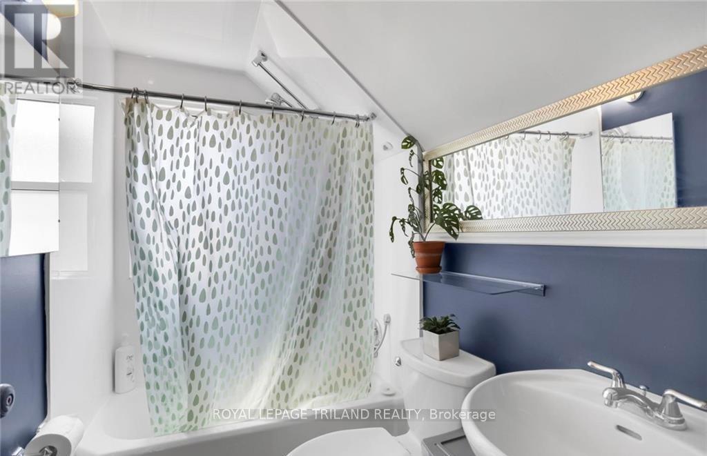 28 BEATTIE AVENUE - 24