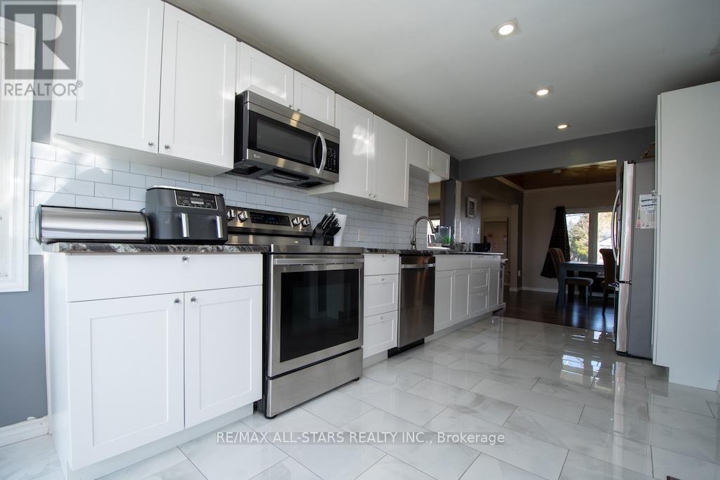 1426 HIGHWAY 7A - 12