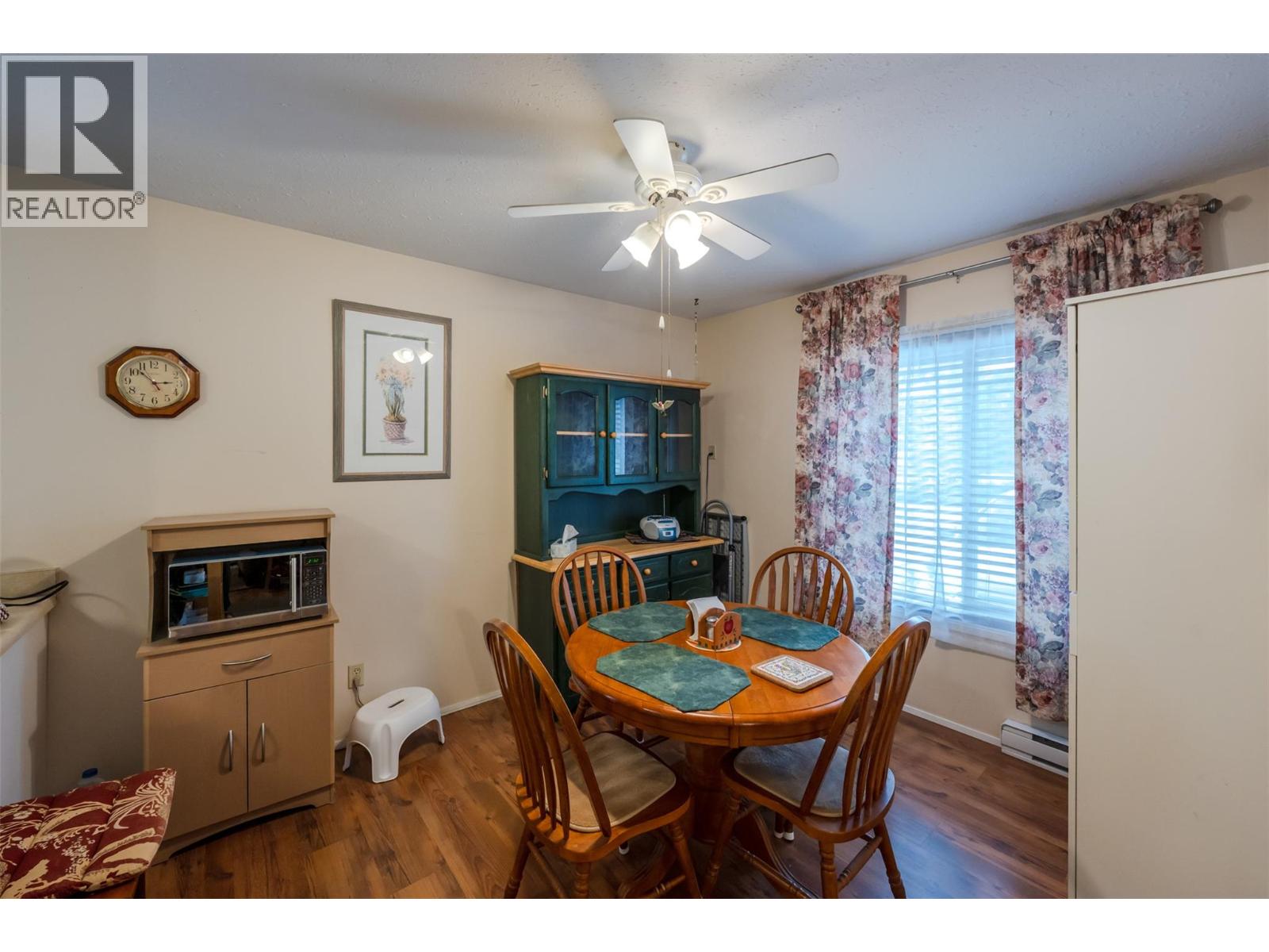 1 6462 Park Drive, Oliver