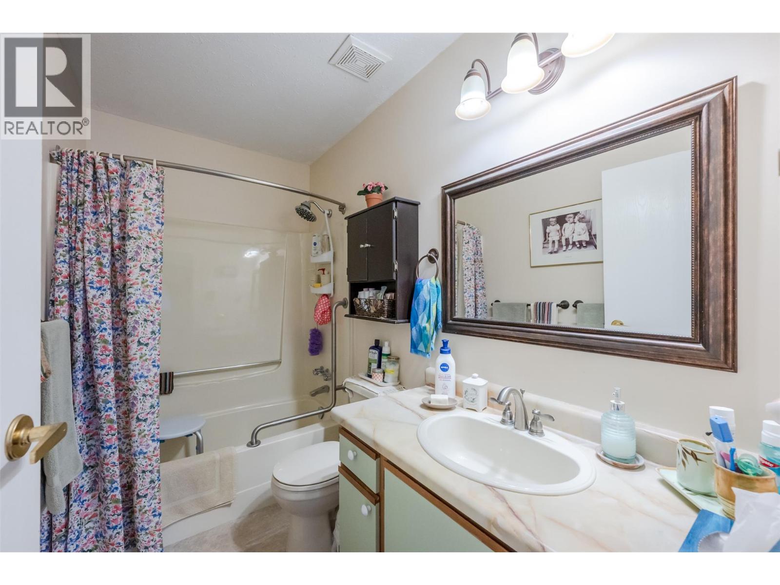 1 6462 Park Drive, Oliver