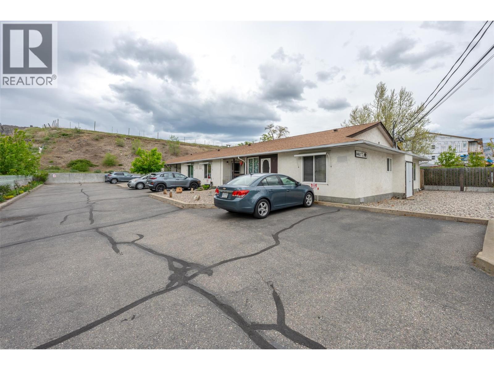 1 6462 Park Drive, Oliver