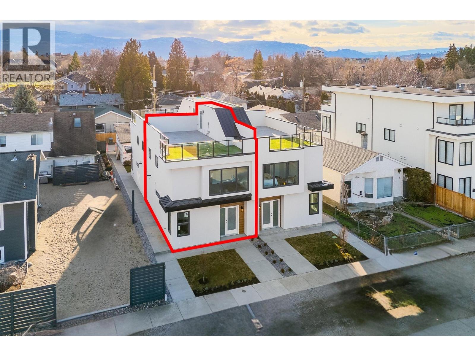 #3-943 Fuller Avenue, Kelowna