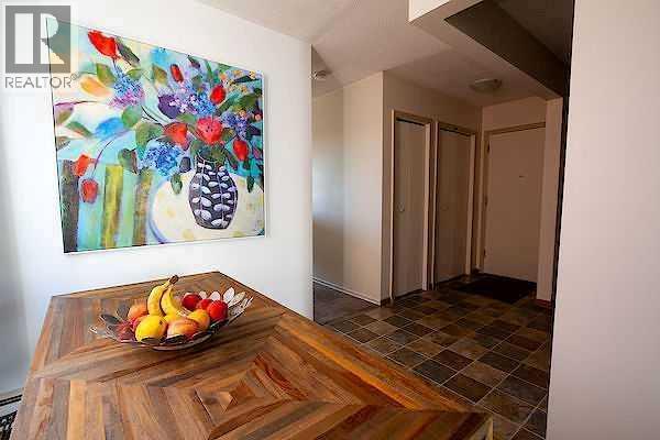 655 4 AV  NE - photo 4