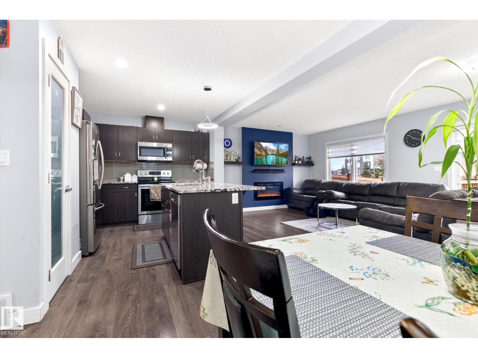 308 42 AV NW, Edmonton