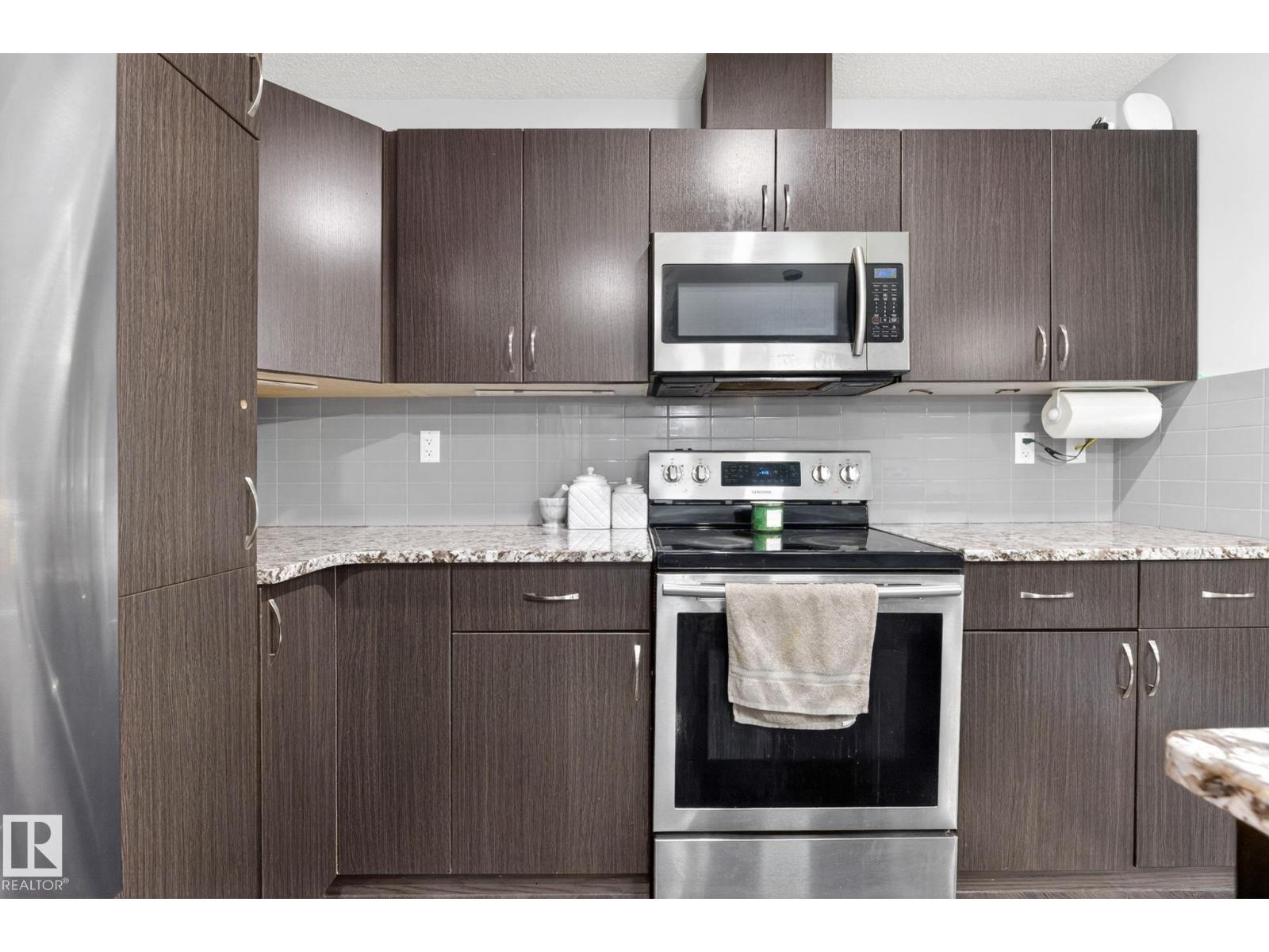 308 42 AV NW, Edmonton