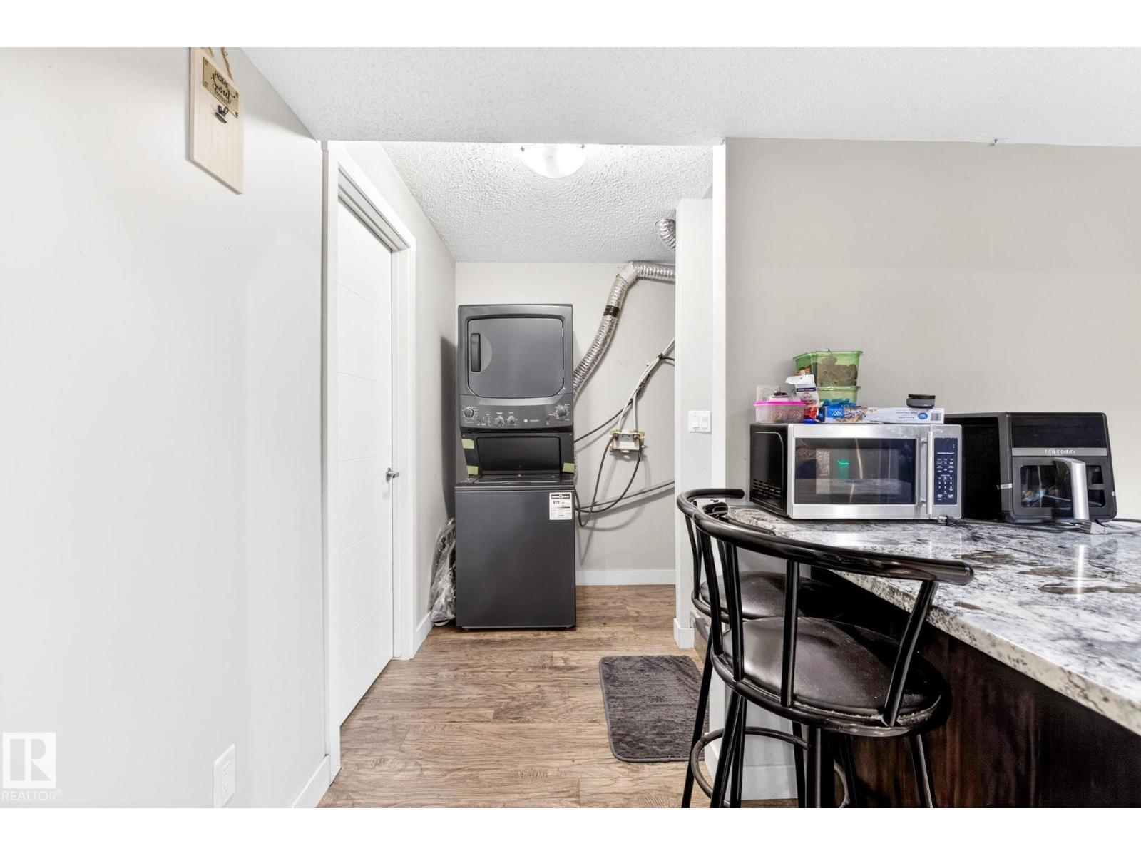308 42 AV NW, Edmonton