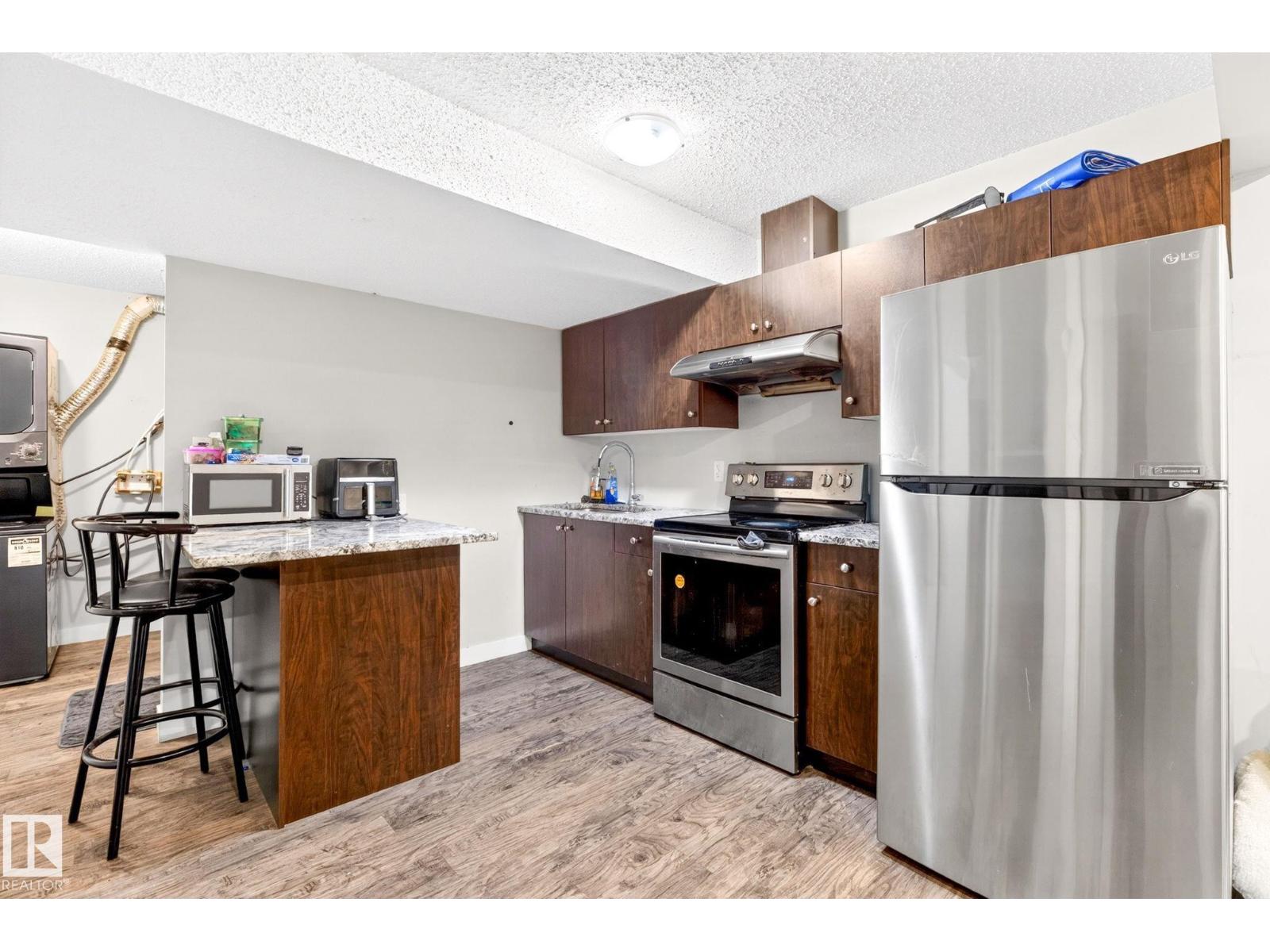 308 42 AV NW, Edmonton