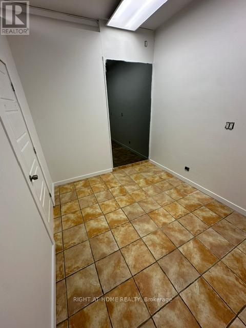 2400 KINGSTON ROAD