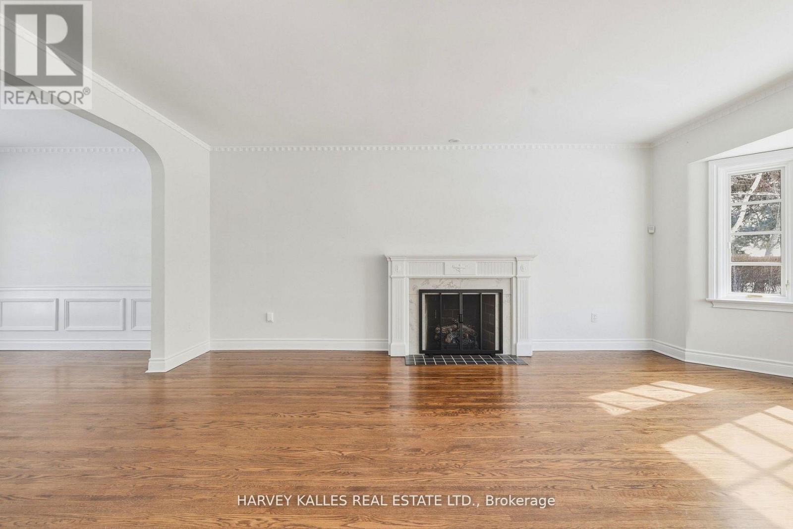 530 BLYTHWOOD ROAD - 4