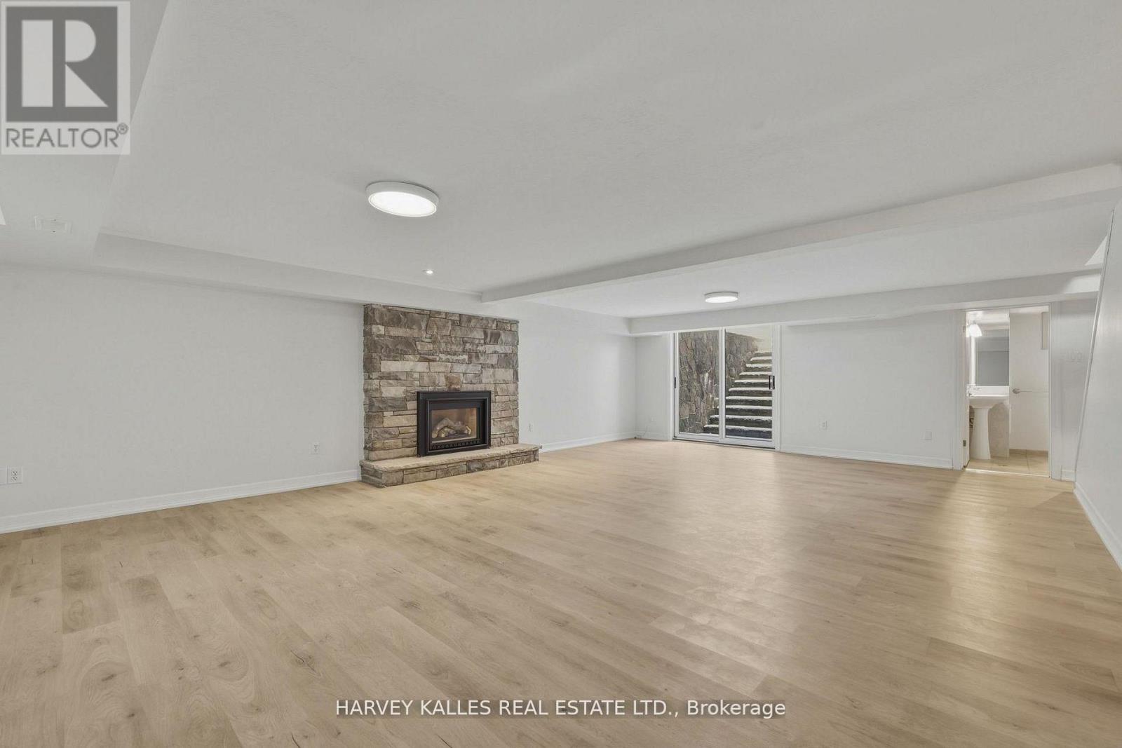 530 BLYTHWOOD ROAD - 41