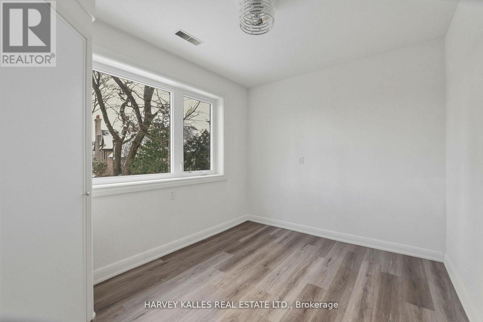 537 BLYTHWOOD ROAD - 21