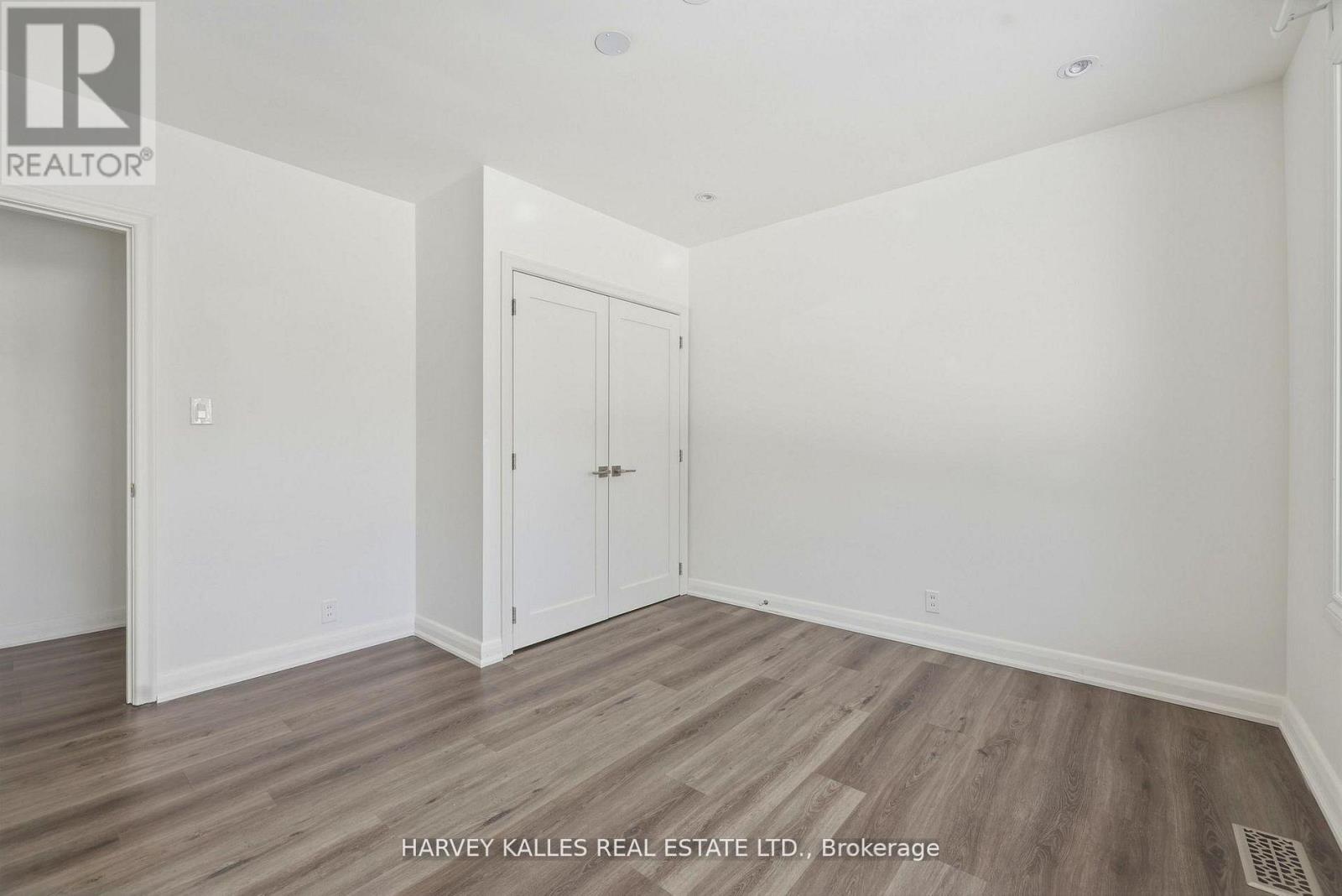 537 BLYTHWOOD ROAD - 37