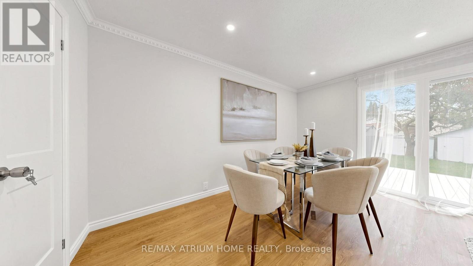 13 APPLEGATE CRESCENT - 6