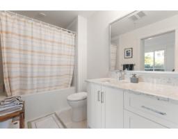 101 5380 Tyee Lane, Garrison Crossing, Chilliwack, BC V2R6B6 Photo 17