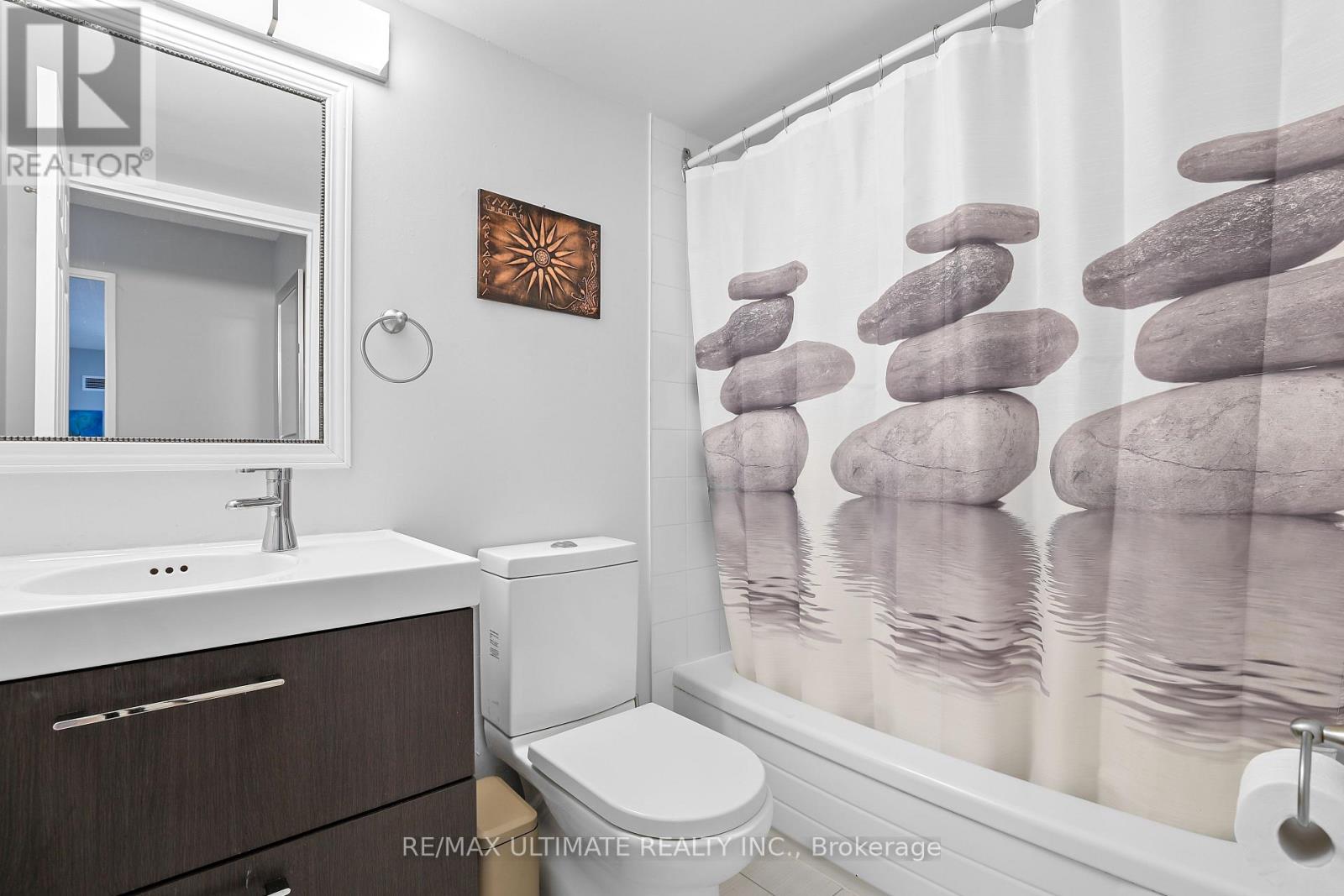 #1205B 3231 EGLINTON AVENUE E - 19