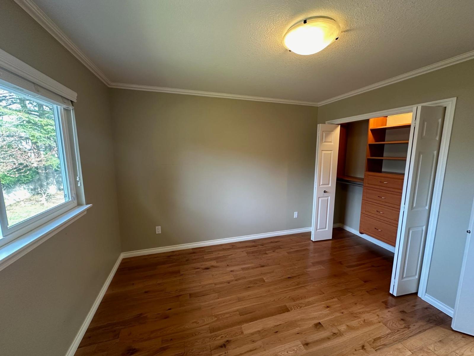 3 Bed, 3 Bath House for Sale in Surrey – 14897 22 AVENUE, Surrey - Image 3