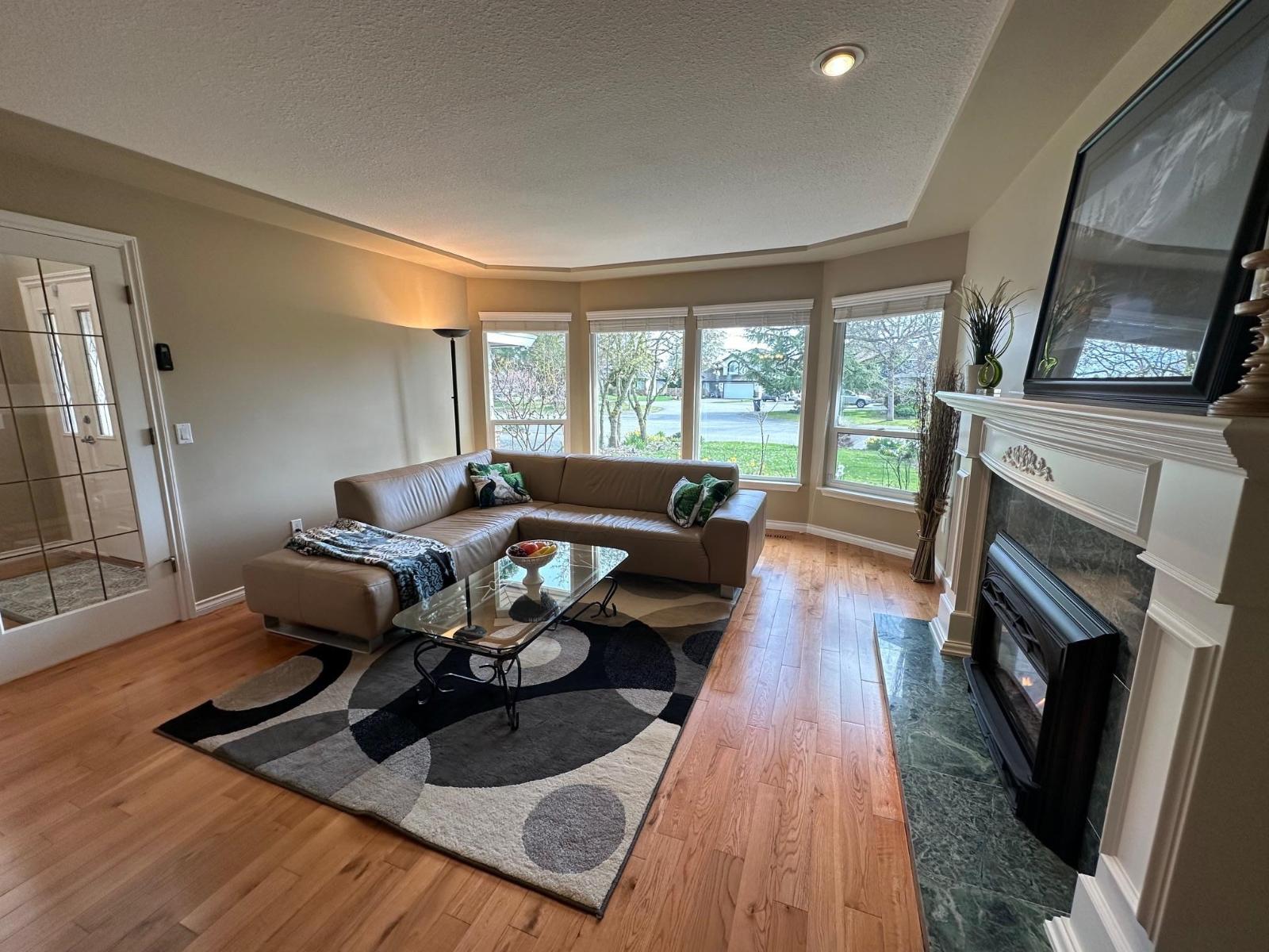 3 Bed, 3 Bath House for Sale in Surrey – 14897 22 AVENUE, Surrey - Image 9