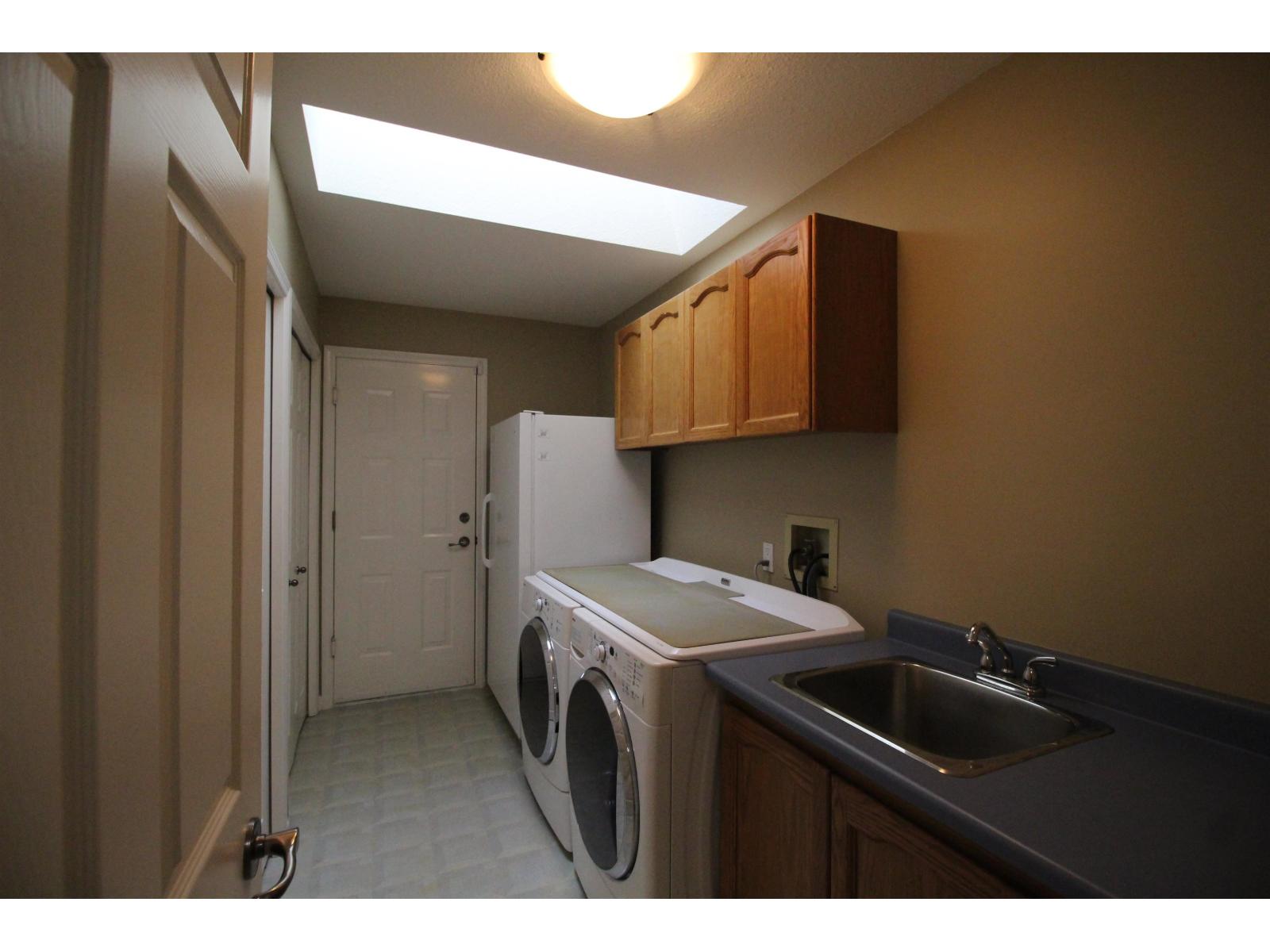 3 Bed, 3 Bath House for Sale in Surrey – 14897 22 AVENUE, Surrey - Image 25