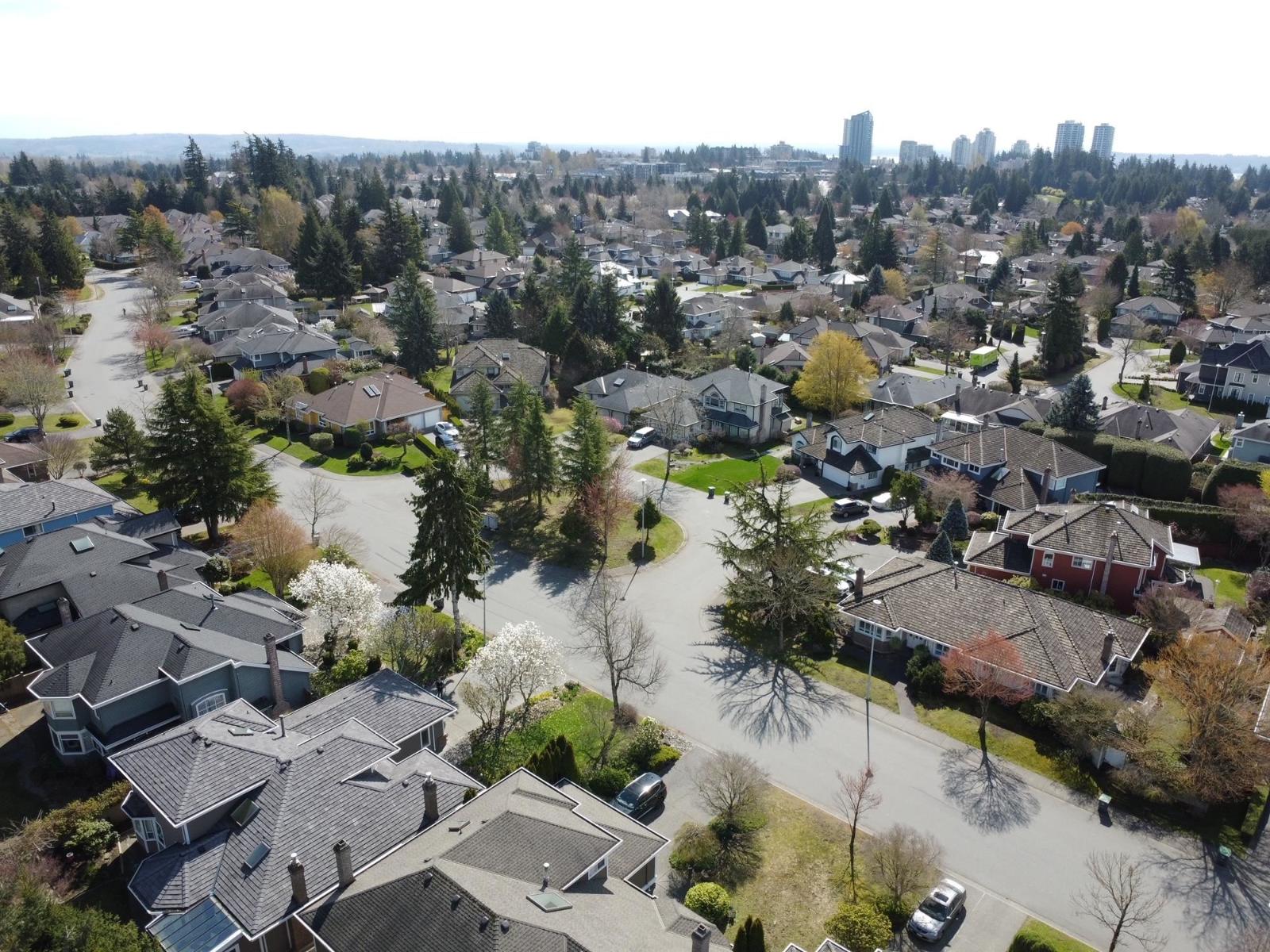 3 Bed, 3 Bath House for Sale in Surrey – 14897 22 AVENUE, Surrey - Image 24