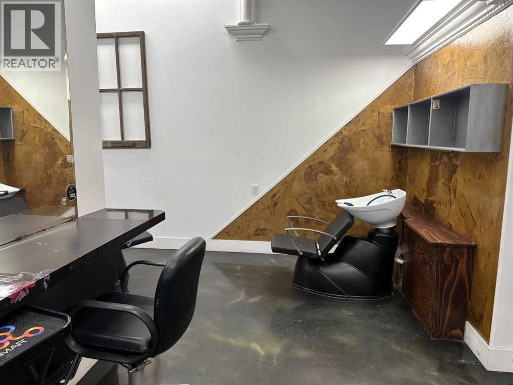 9807 105 Street - Photo 11