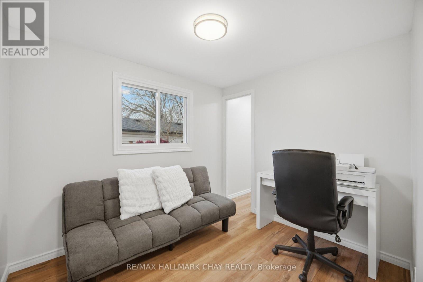 97 WALKEM DRIVE - 28