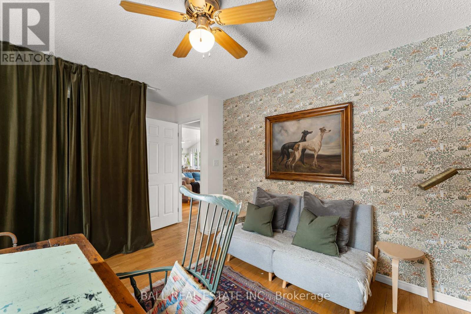 26 CEDAR COURT - 26