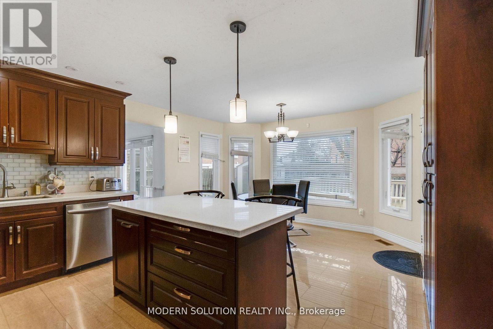 438 OJIBWAY TRAIL - 11