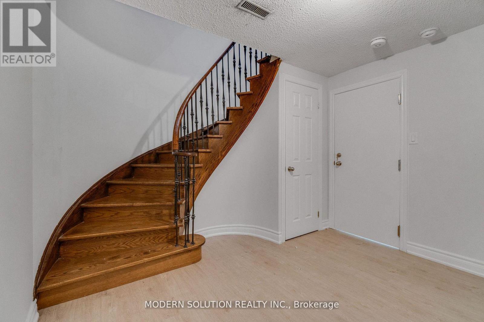 438 OJIBWAY TRAIL - 36