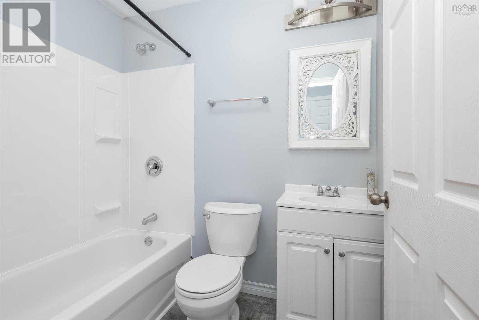 Property 25 of 26 of 26 Tenth Street