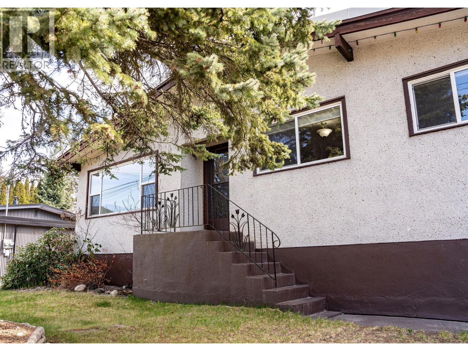 80 Burke Drive - 3