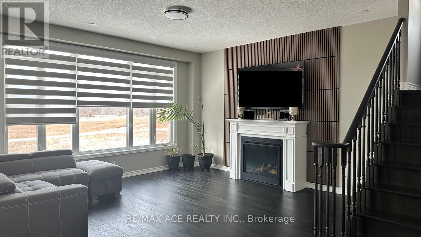 50 GOLDEN MEADOWS DRIVE - 37