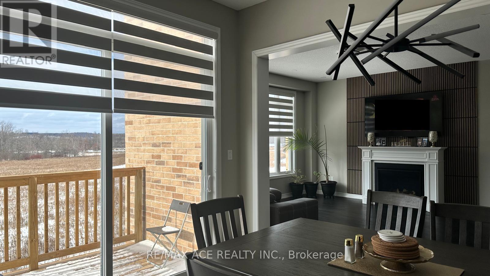 50 GOLDEN MEADOWS DRIVE - 38