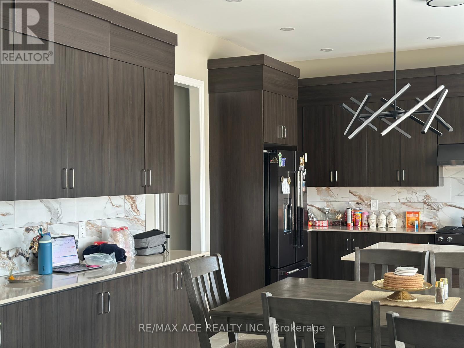 50 GOLDEN MEADOWS DRIVE - 4