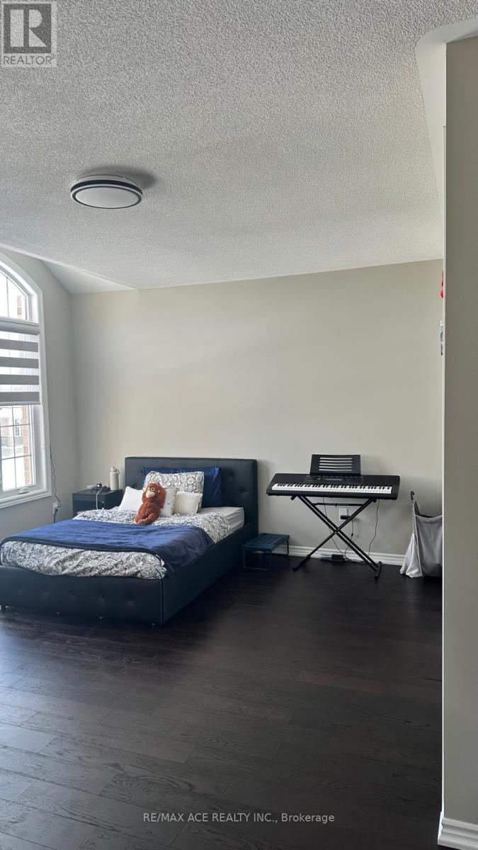 50 GOLDEN MEADOWS DRIVE - 47
