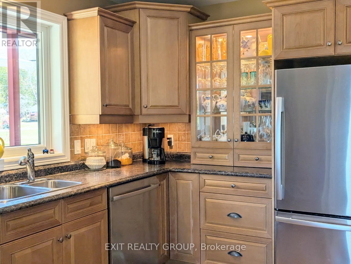 2639 WESLEMKOON LAKE ROAD - 11