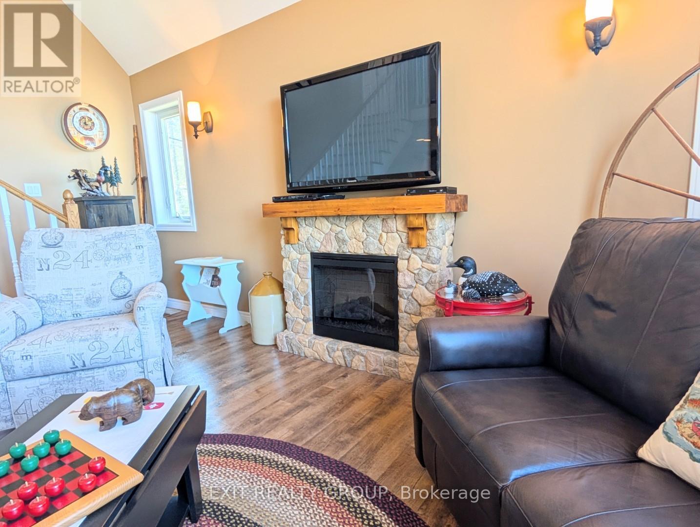 2639 WESLEMKOON LAKE ROAD - 19