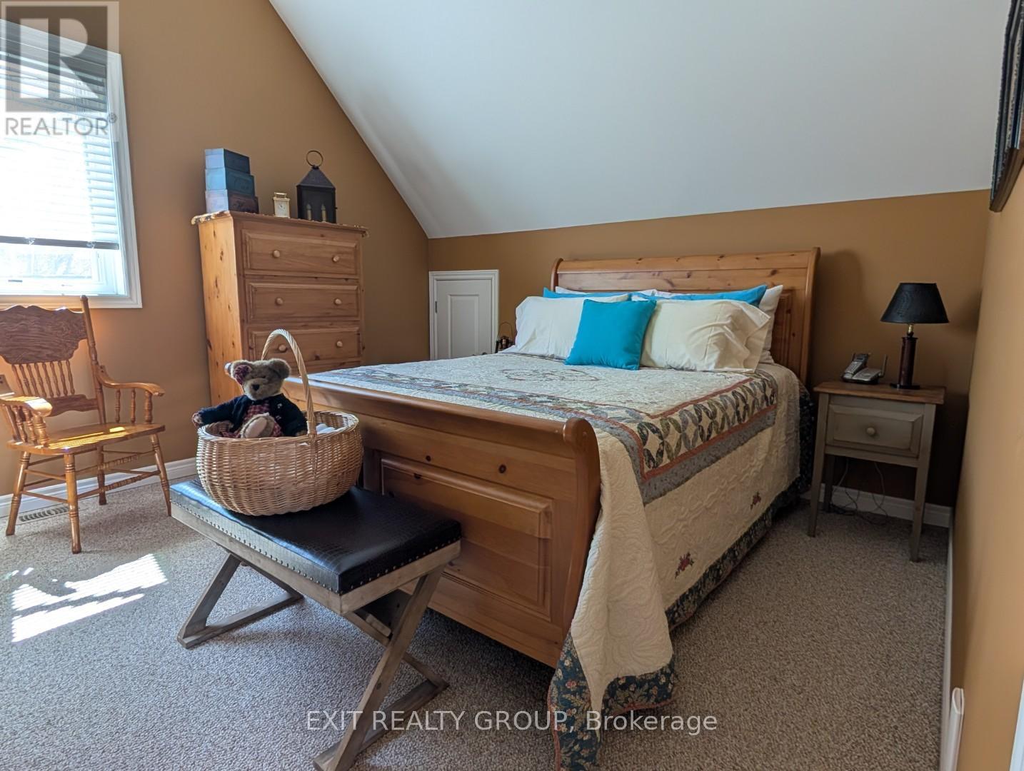 2639 WESLEMKOON LAKE ROAD - 32