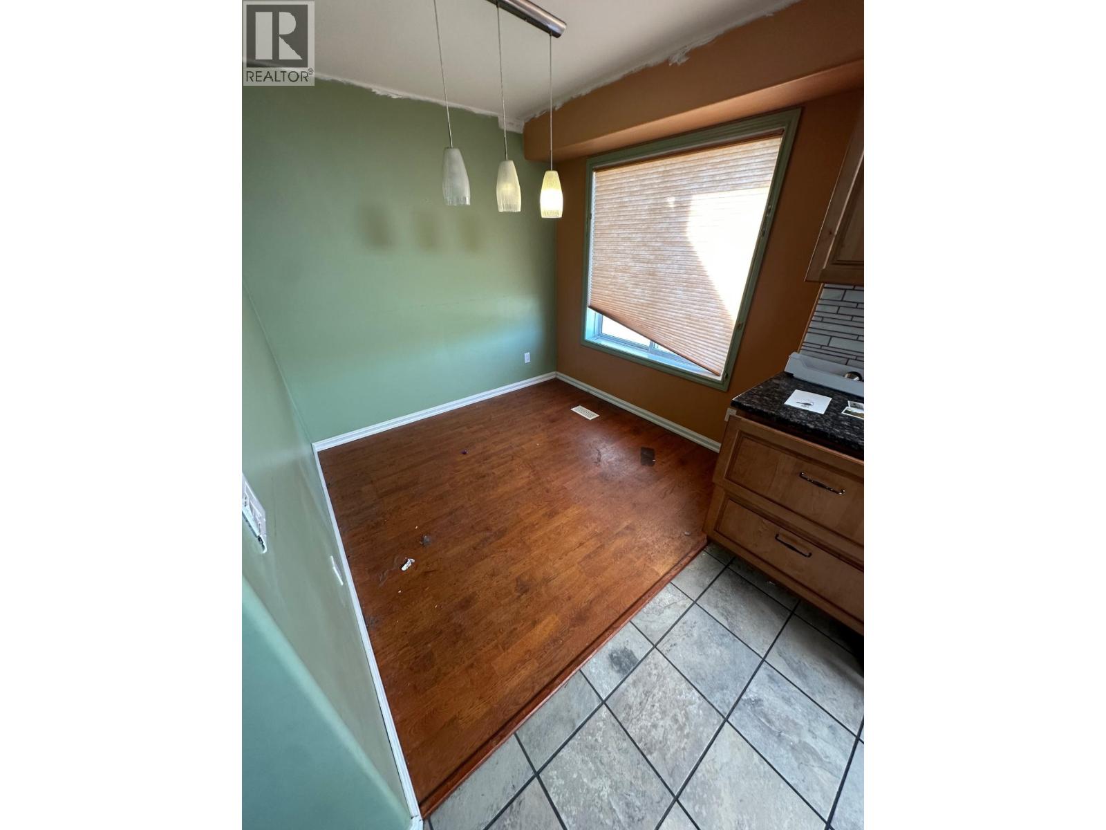 9920 112 AVENUE - 9
