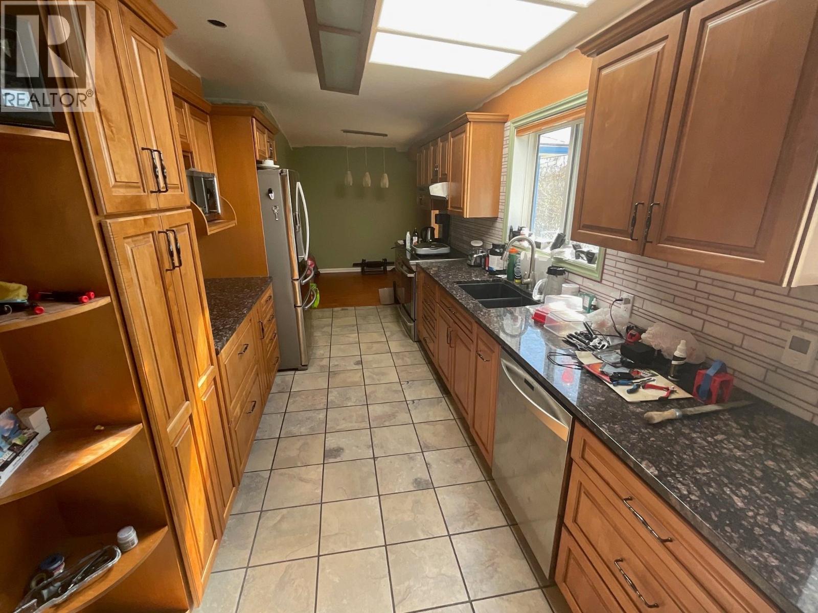 9920 112 AVENUE - 8